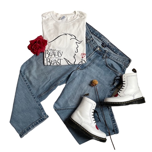 Vintage Hanes Disney beauty and the beast graphic tee - Picture 12 of 17